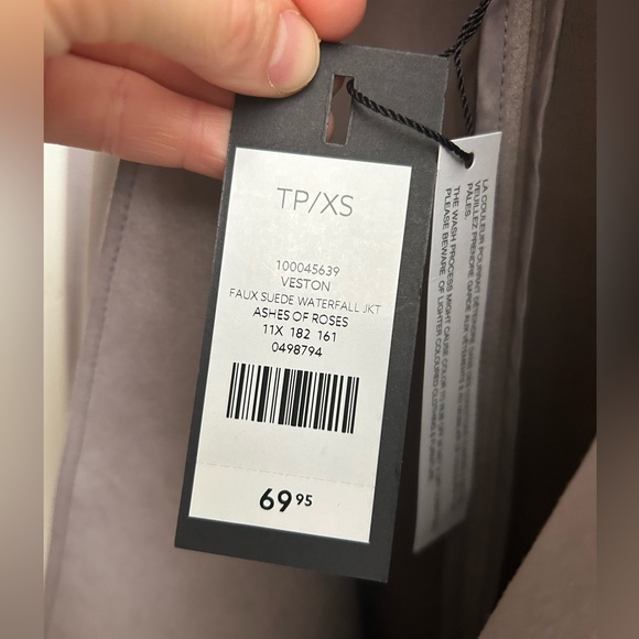 NWT faux suede waterfall jacket from Dynamite. Excellent conditions. - Picture 2 of 2